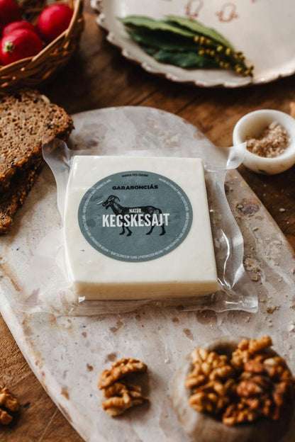 Garabonciás natúr kecskesajt