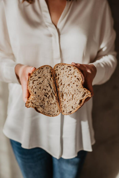 Pano Lenmagos kovászos kenyér